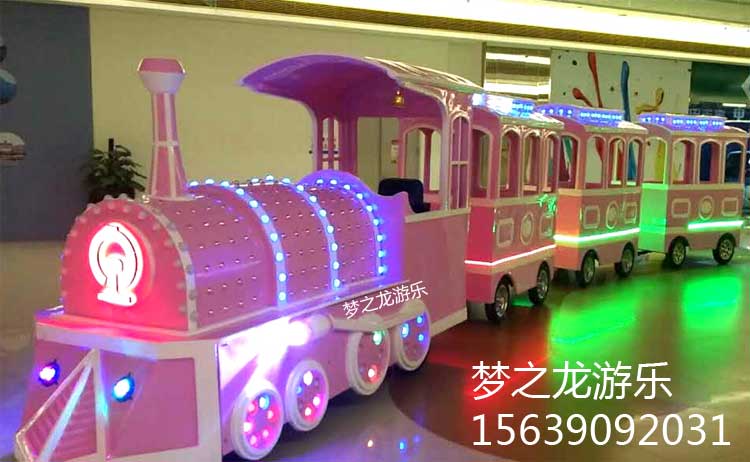 春節(jié)將至，新款無軌觀光小火車更加?受歡迎